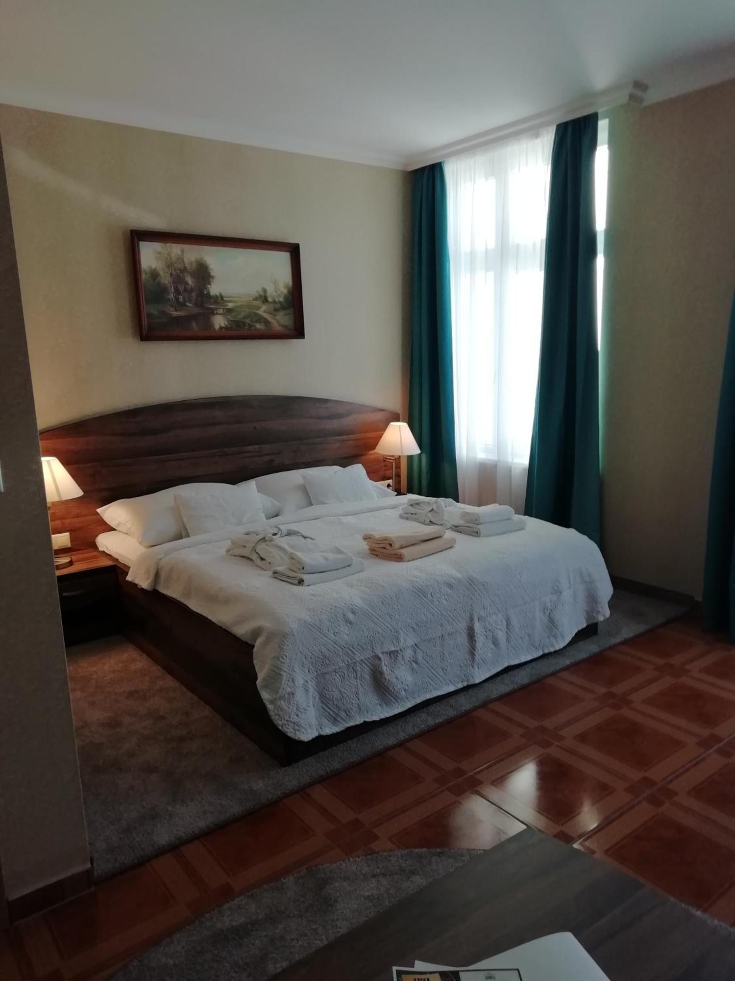 Batthyány Kastélyszálló Zalacsány Esterno foto