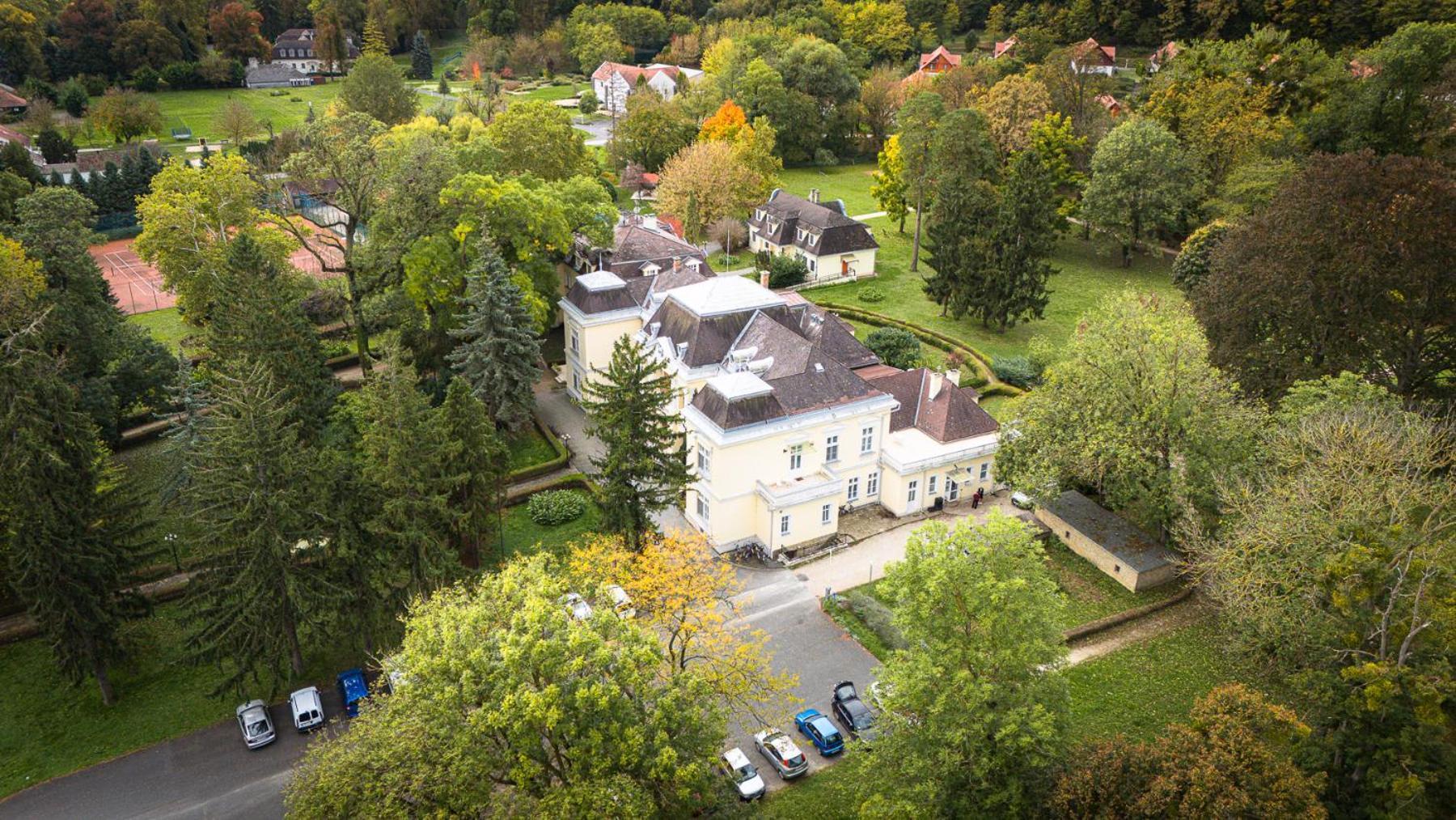 Batthyány Kastélyszálló Zalacsány Esterno foto